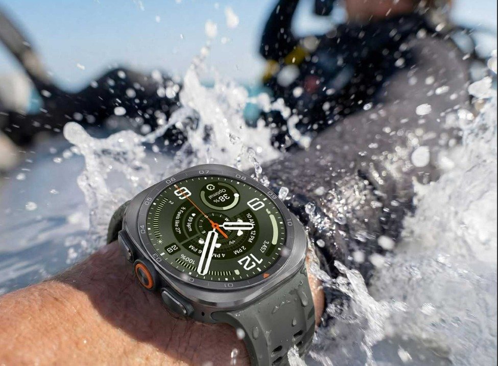 Samsung Galaxy Watch… هل تفرض سامسونج واقعاً جديداً على آبل؟