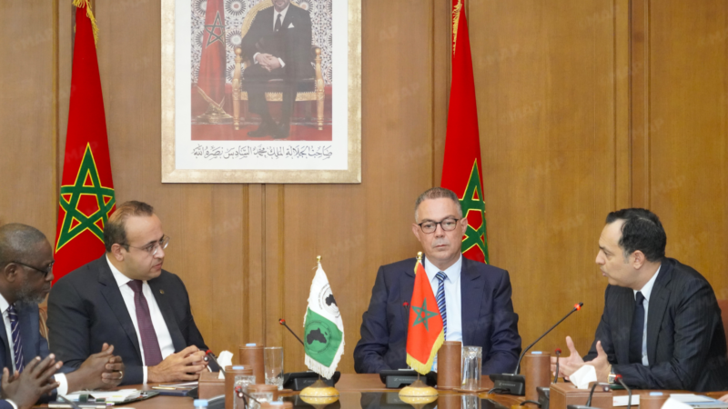 المغرب-البنك الإفريقي للتنمية.. توقيع اتفاقيتي تمويل بقيمة 405 ملايين أورو لتثمين الرأسمال البشري وتحديث البنيات التحتية السككية